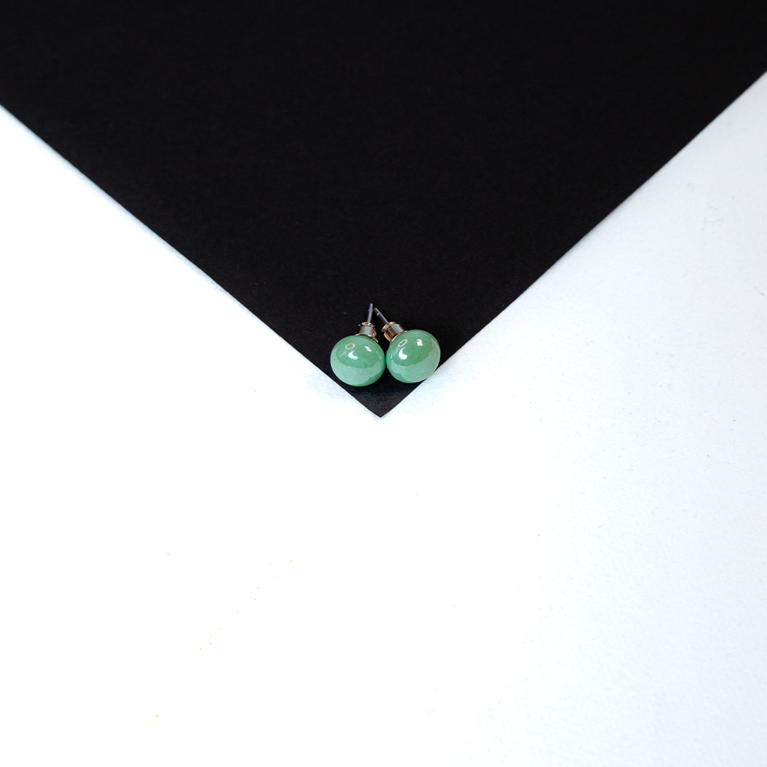 Medium Size Pearl Earring