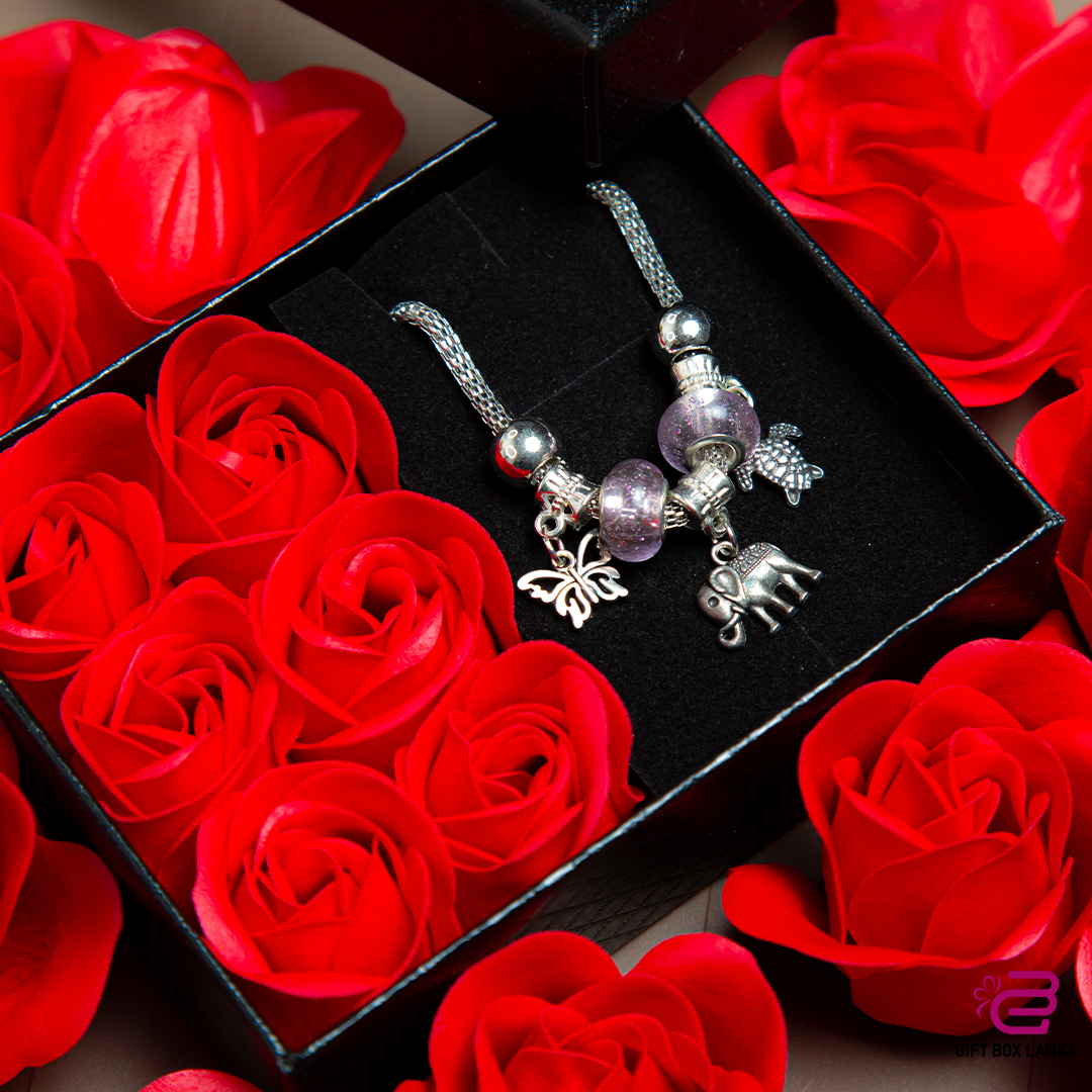 Love Forever Rose Bracelet Box (D- 1195)