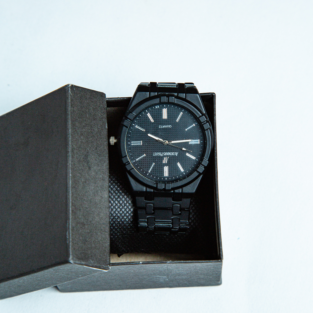 Black Men Watch (D- 665)