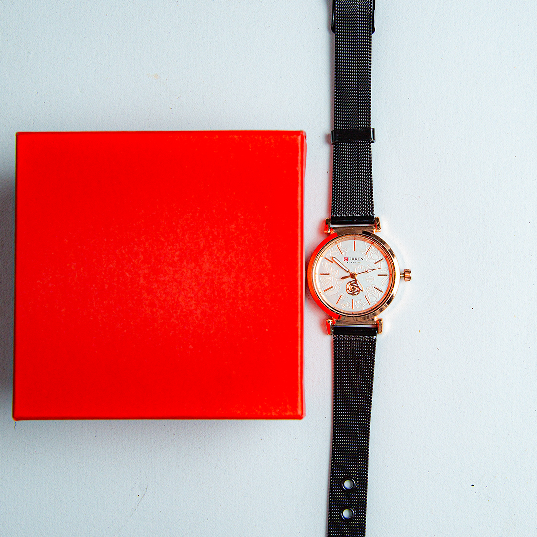 Women Watch  (D- 697)