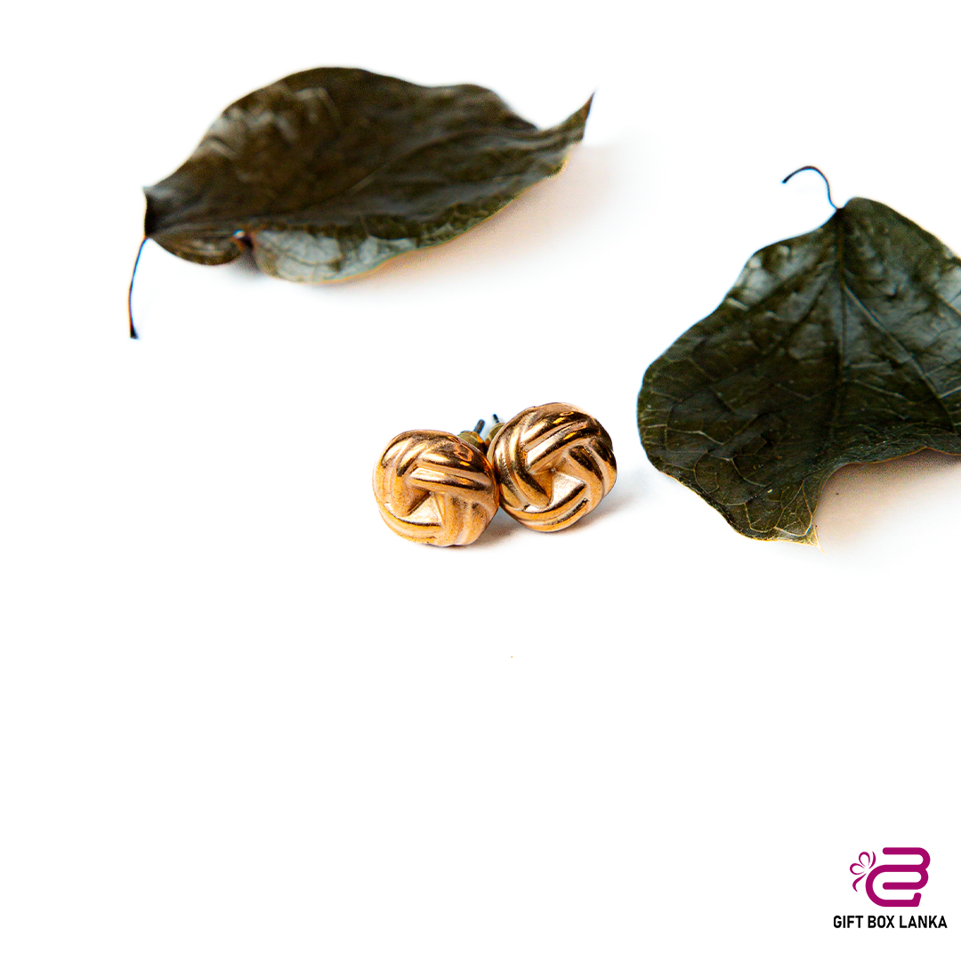 Gold Earrings (D- 132)