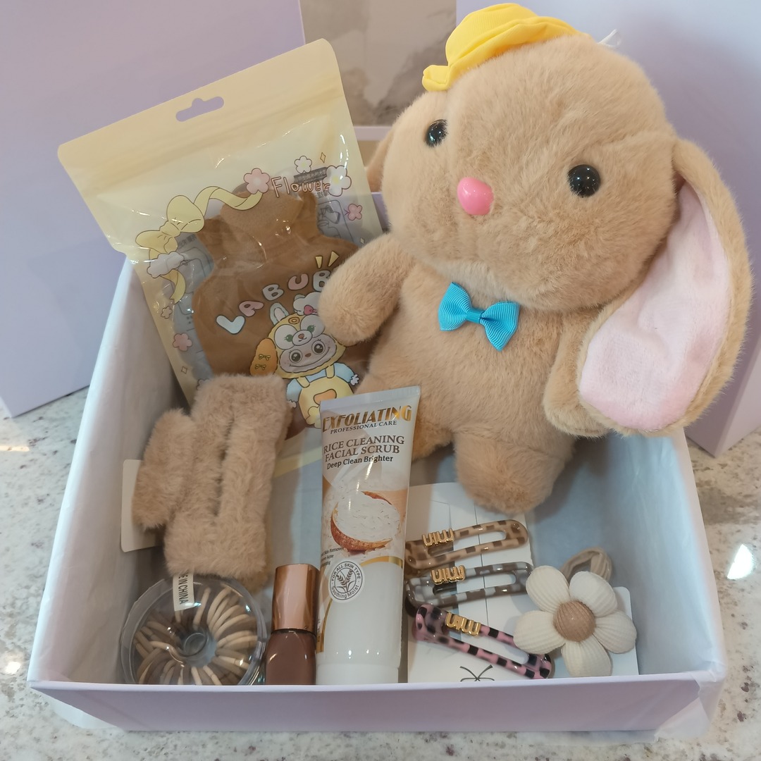 Cute Bunny Gift Box (D-114)