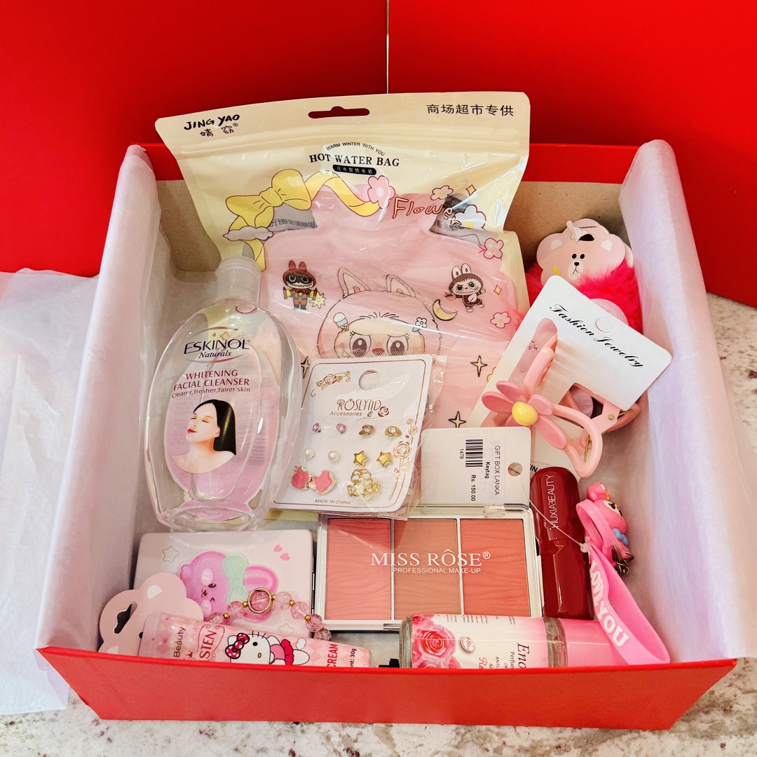 Valentine Special Gift Box (D-137)
