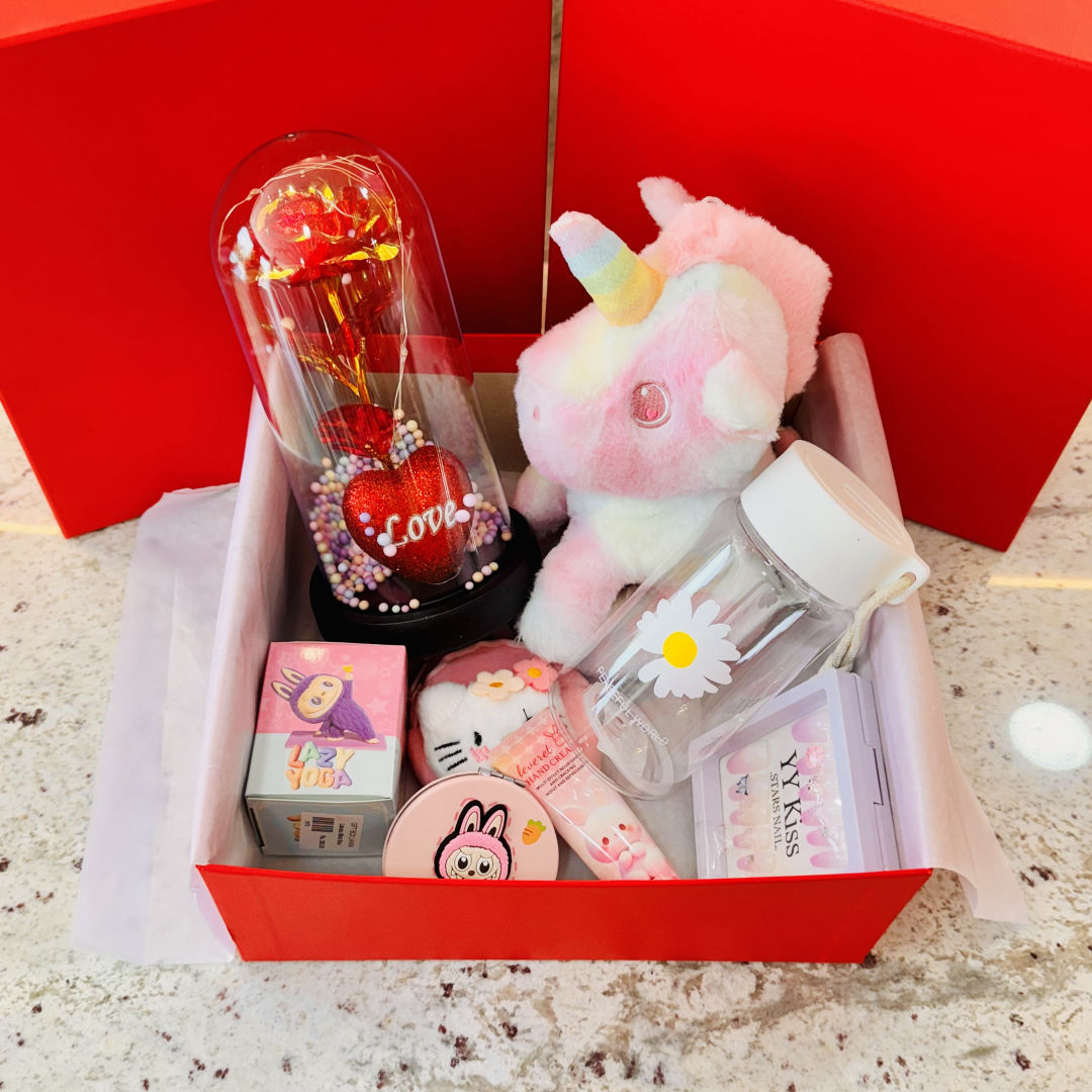 Valentine Special Gift Box (D-141)